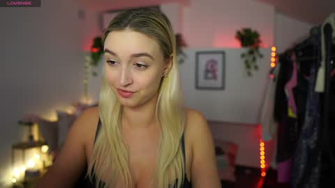 Snapshot of alexis___texas chatting on December 3, 2024, 10:40 pm Alexis Texas online show from December 3, 2024, 10:40 pm