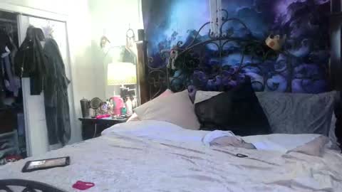 alexisafterdarkx online show from June 4, 2026, 12:55 pm