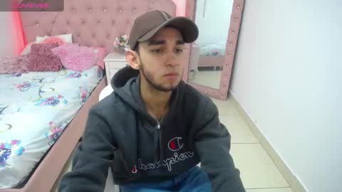 alexiscollinss online show from February 1, 2025, 12:26 pm