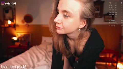 Snapshot of alexispeach chatting on March 7, 2025, 11:16 pm Alexis-- online show from March 7, 2025, 11:16 pm