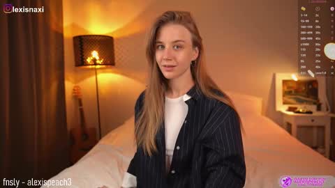 Snapshot of alexispeach chatting on October 17, 2025, 11:07 pm Alexis-- online show from October 17, 2025, 11:07 pm