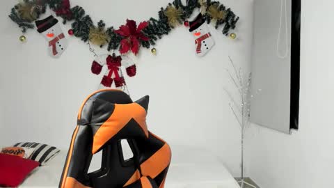 ALEXJ BLACK online show from February 5, 2026, 11:04 am