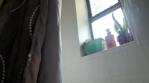 alexmalobx1 online show from January 26, 2025, 8:13 pm