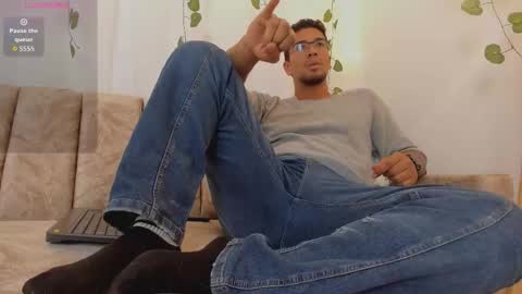 Snapshot of alexpoirier chatting on February 24, 2026, 4:16 pm Alex online show from February 24, 2026, 4:16 pm