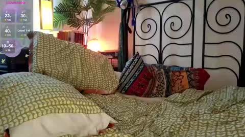 Alex online show from April 17, 2026, 3:37 pm