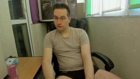 Snapshot of alexs9xtime chatting on May 17, 2026, 1:18 pm alexs9xtime online show from May 17, 2026, 1:18 pm