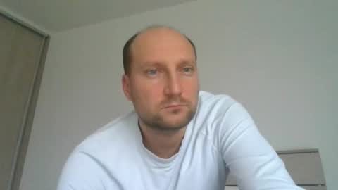 Alex online show from December 2, 2025, 8:19 am