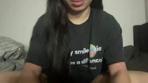 Snapshot of alextran665 chatting on November 10, 2025, 3:16 am Your Anime T Girl online show from November 10, 2025, 3:16 am