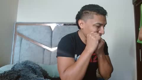 alex y luisa online show from March 4, 2026, 2:56 pm