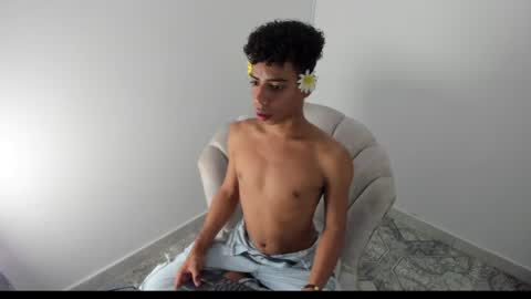 Snapshot of alexx_cum18 chatting on June 22, 2026, 1:52 pm alexx_cum18 online show from June 22, 2026, 1:52 pm