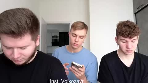 AlexDimaIgor online show from March 22, 2026, 8:40 am