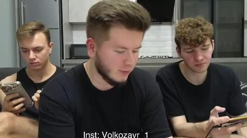 AlexDimaIgor online show from April 15, 2026, 7:58 pm