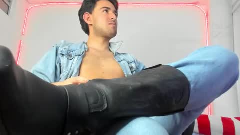 Alexander online show from March 25, 2026, 2:39 am