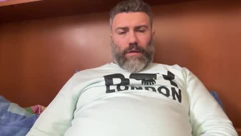 Snapshot of alfali chatting on December 7, 2024, 12:56 pm alfali online show from December 7, 2024, 12:56 pm