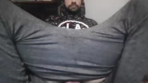 Snapshot of alferezsolvajo chatting on February 13, 2026, 12:28 am alferezsolvajo online show from February 13, 2026, 12:28 am