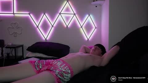 Alfie Green online show from April 8, 2026, 10:10 pm