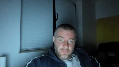 alfiesolomons87 online show from April 15, 2026, 7:32 pm