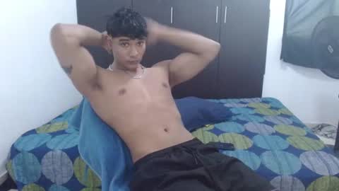 Snapshot of alfred_cantillo chatting on February 1, 2026, 9:13 pm alfred_cantillo online show from February 1, 2026, 9:13 pm