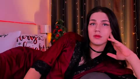 Snapshot of alfred_jones chatting on December 12, 2024, 9:26 pm Alfreda online show from December 12, 2024, 9:26 pm