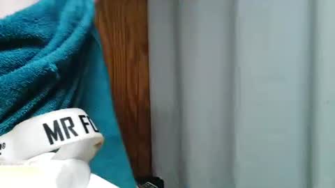 ali_tayler online show from November 5, 2025, 7:14 pm