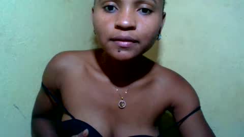 alia411613 online show from May 23, 2026, 7:46 am