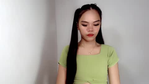 Snapshot of aliahadams chatting on October 1, 2025, 7:58 am ALIAH online show from October 1, 2025, 7:58 am