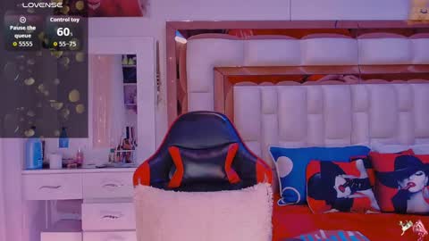 aliana_ross online show from February 16, 2026, 1:40 pm