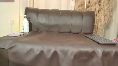 aliana_rouse online show from June 27, 2026, 2:38 am