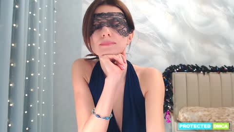 Snapshot of alica_webcam chatting on December 10, 2024, 7:32 pm Alice online show from December 10, 2024, 7:32 pm