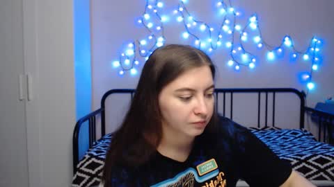 Snapshot of alice_________________________ chatting on December 6, 2024, 5:55 pm Alice online show from December 6, 2024, 5:55 pm