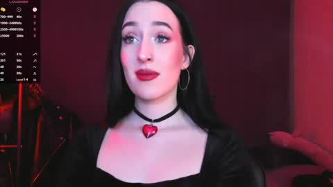 Snapshot of alice___mistress chatting on February 4, 2025, 12:08 am Miss Alice online show from February 4, 2025, 12:08 am