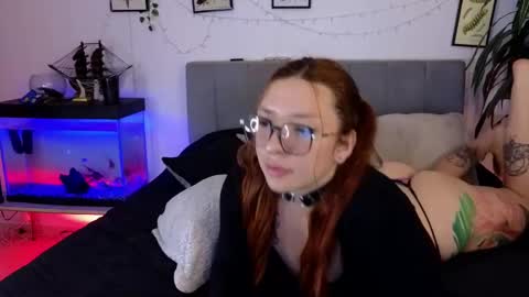 Snapshot of alice_baudelaire chatting on December 4, 2024, 12:08 am Alicia online show from December 4, 2024, 12:08 am