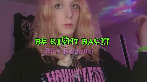 Snapshot of alice_hatchette chatting on February 20, 2026, 3:56 pm Alice Hatchette online show from February 20, 2026, 3:56 pm