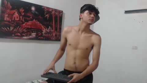 Snapshot of alice_julls chatting on September 27, 2025, 7:52 pm alice online show from September 27, 2025, 7:52 pm