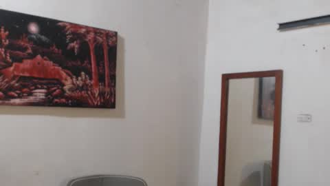 Snapshot of alice_julls chatting on November 14, 2025, 7:23 pm alice online show from November 14, 2025, 7:23 pm