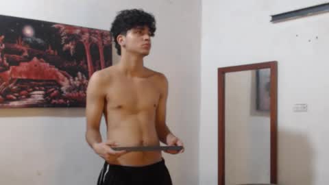 Snapshot of alice_julls chatting on November 16, 2025, 8:25 pm alice online show from November 16, 2025, 8:25 pm