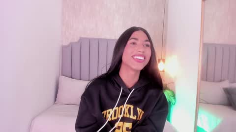 Snapshot of alice_massiel chatting on January 31, 2025, 7:51 pm online show from January 31, 2025, 7:51 pm