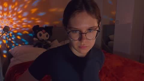 Snapshot of alice_miiiller chatting on September 21, 2025, 1:51 am Alice online show from September 21, 2025, 1:51 am