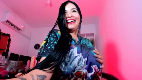 Alice  online show from December 15, 2024, 9:42 pm