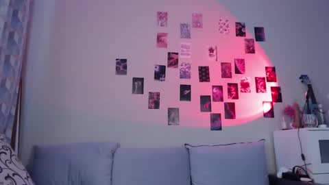 Snapshot of alice_perrez chatting on February 16, 2025, 11:27 am Alice and Mike online show from February 16, 2025, 11:27 am