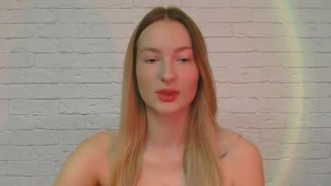 Snapshot of alice_sweet_01 chatting on November 22, 2025, 2:49 pm Alice online show from November 22, 2025, 2:49 pm