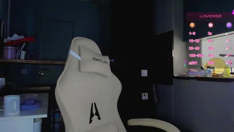 Alice online show from May 15, 2026, 1:45 am