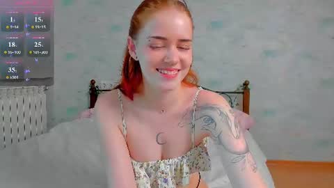 Snapshot of alice_with_freckles chatting on July 17, 2026, 9:49 am Alice online show from July 17, 2026, 9:49 am