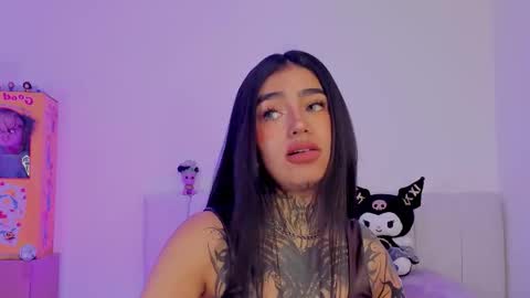 Snapshot of alicee_0 chatting on October 25, 2025, 3:07 pm Alice online show from October 25, 2025, 3:07 pm