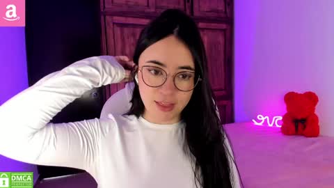 Snapshot of alicee_2 chatting on April 30, 2026, 5:08 pm Aliceee .. 97YP9VWGZHrefnav wishlist lists 1 online show from April 30, 2026, 5:08 pm