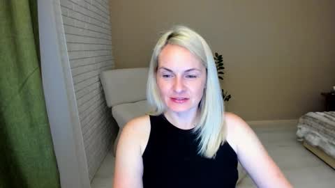 Snapshot of alicee__grace chatting on September 21, 2025, 7:48 pm Alicee online show from September 21, 2025, 7:48 pm