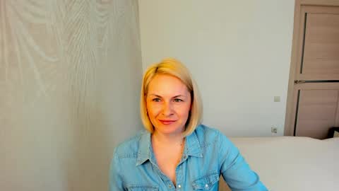 Snapshot of alicee__grace chatting on April 20, 2026, 9:34 am Alicee online show from April 20, 2026, 9:34 am