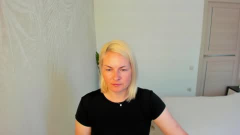 Snapshot of alicee__grace chatting on June 10, 2026, 8:57 am Alicee online show from June 10, 2026, 8:57 am