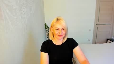 Snapshot of alicee__grace chatting on June 12, 2026, 9:52 am Alicee online show from June 12, 2026, 9:52 am
