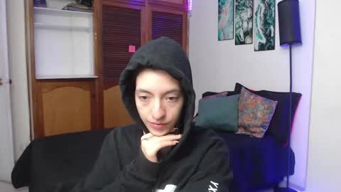 Snapshot of alicee_logan_ chatting on October 12, 2025, 1:48 am alicee_logan_ online show from October 12, 2025, 1:48 am